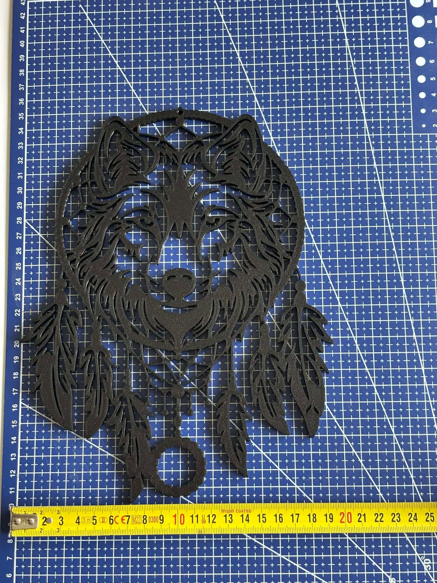 Décoration murale attrape-rêves tête de loup imprimée en 3D